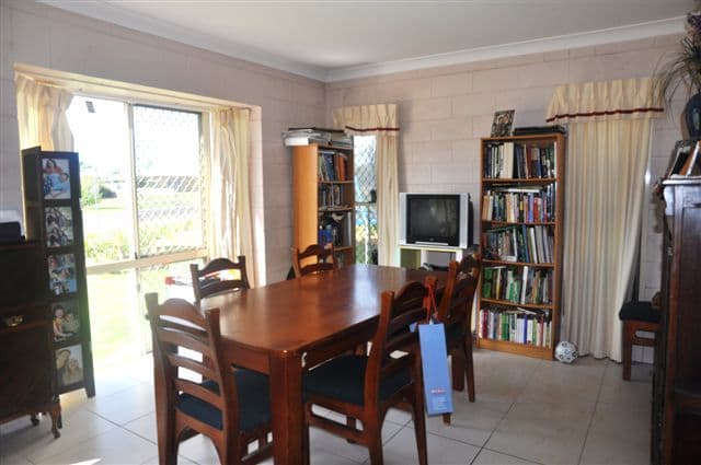 77 Kearney Street, KEARNEYS SPRING QLD 4350, Kearneys Spring - Thumbnail 2