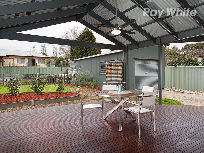 6 Tooma Street, Tallangatta VIC 3700, Tallangatta - Thumbnail 4