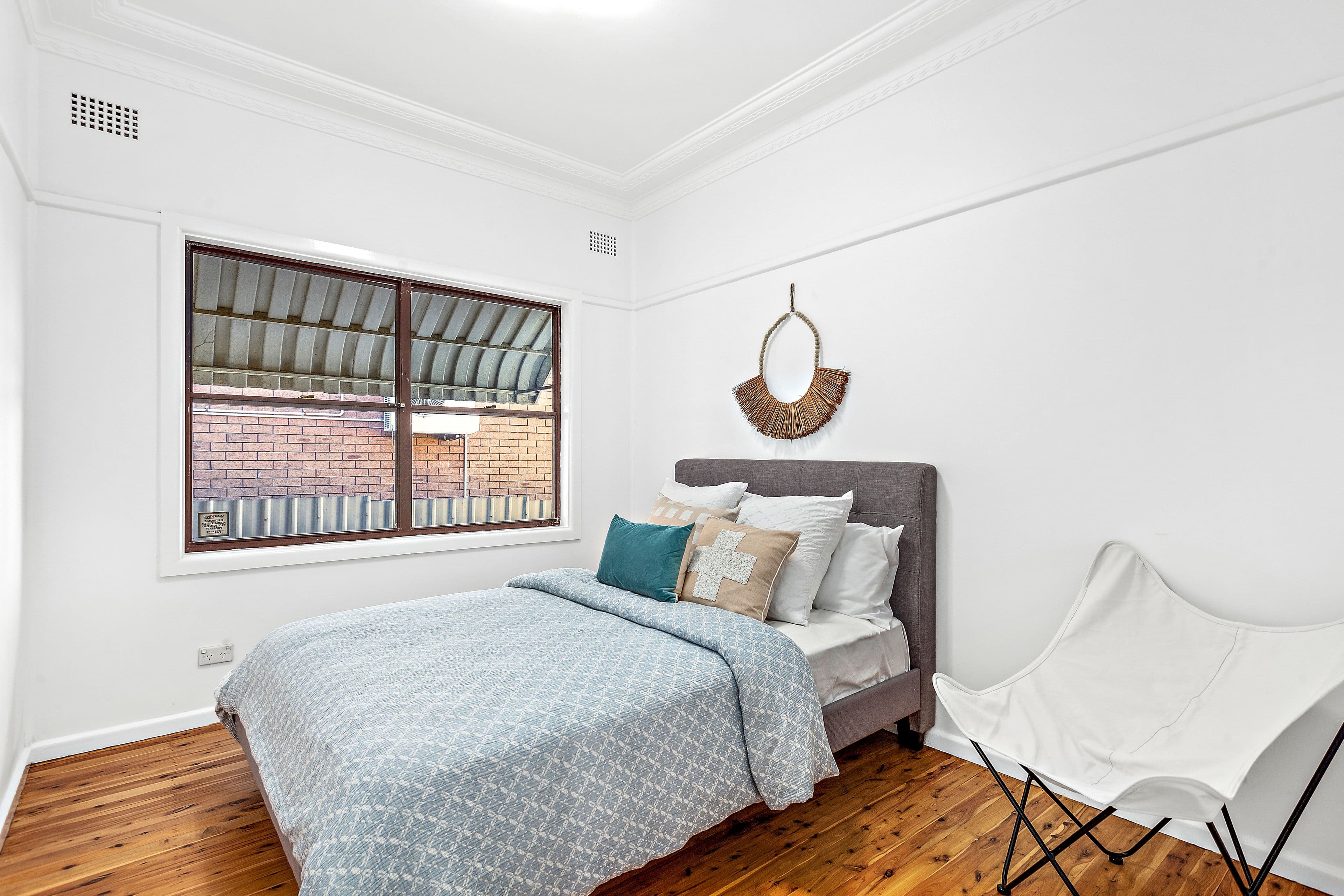 37 Park Crescent, Oak Flats - Thumbnail 7