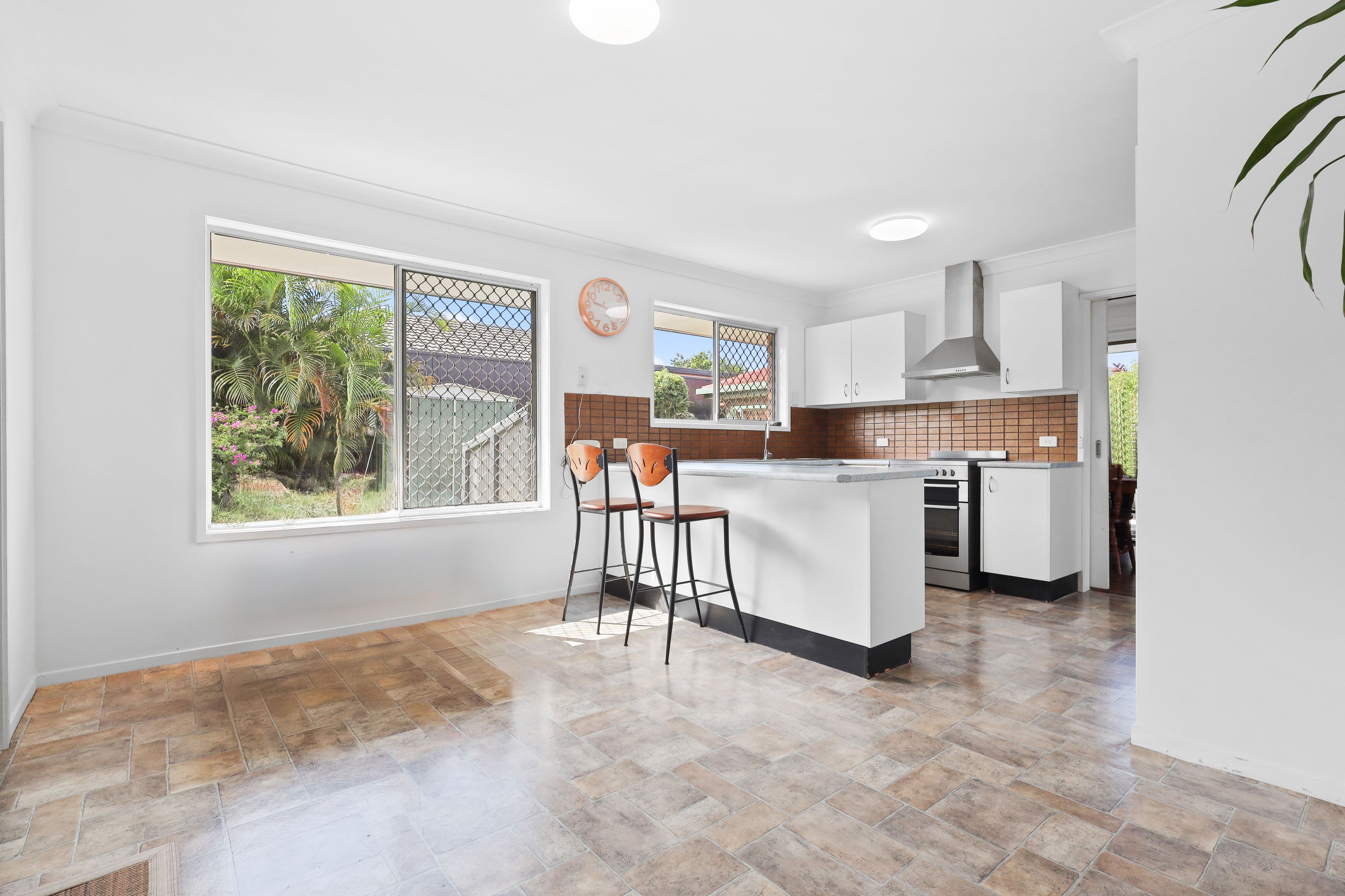 10 Crestlea Street, Bracken Ridge QLD 4017, Bracken Ridge - Thumbnail 8