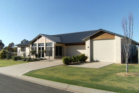 1 Sullivan, PITTSWORTH QLD 4356, Pittsworth - Thumbnail 2