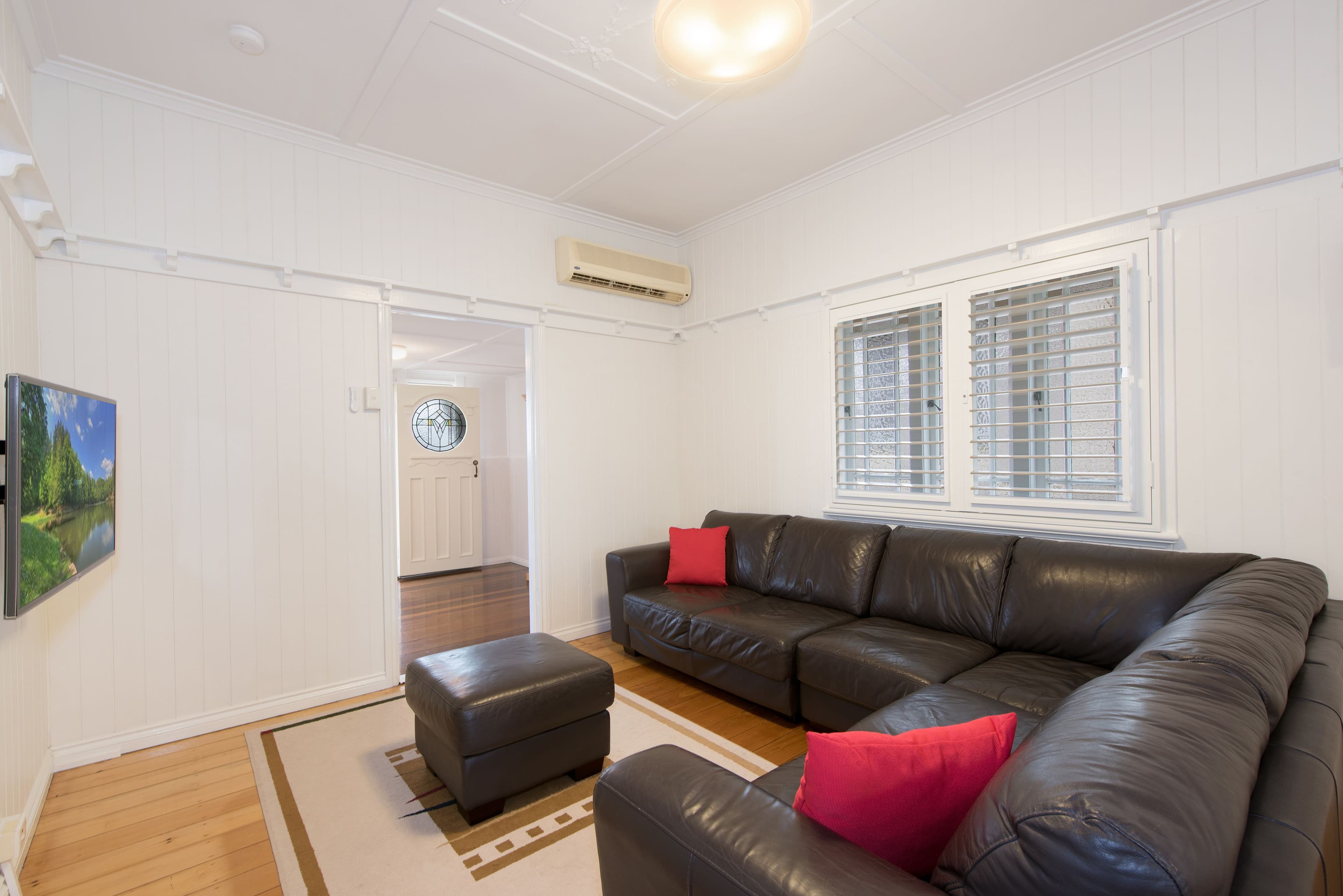 26 Eleventh Avenue, Kedron QLD 4031, Kedron - Thumbnail 3