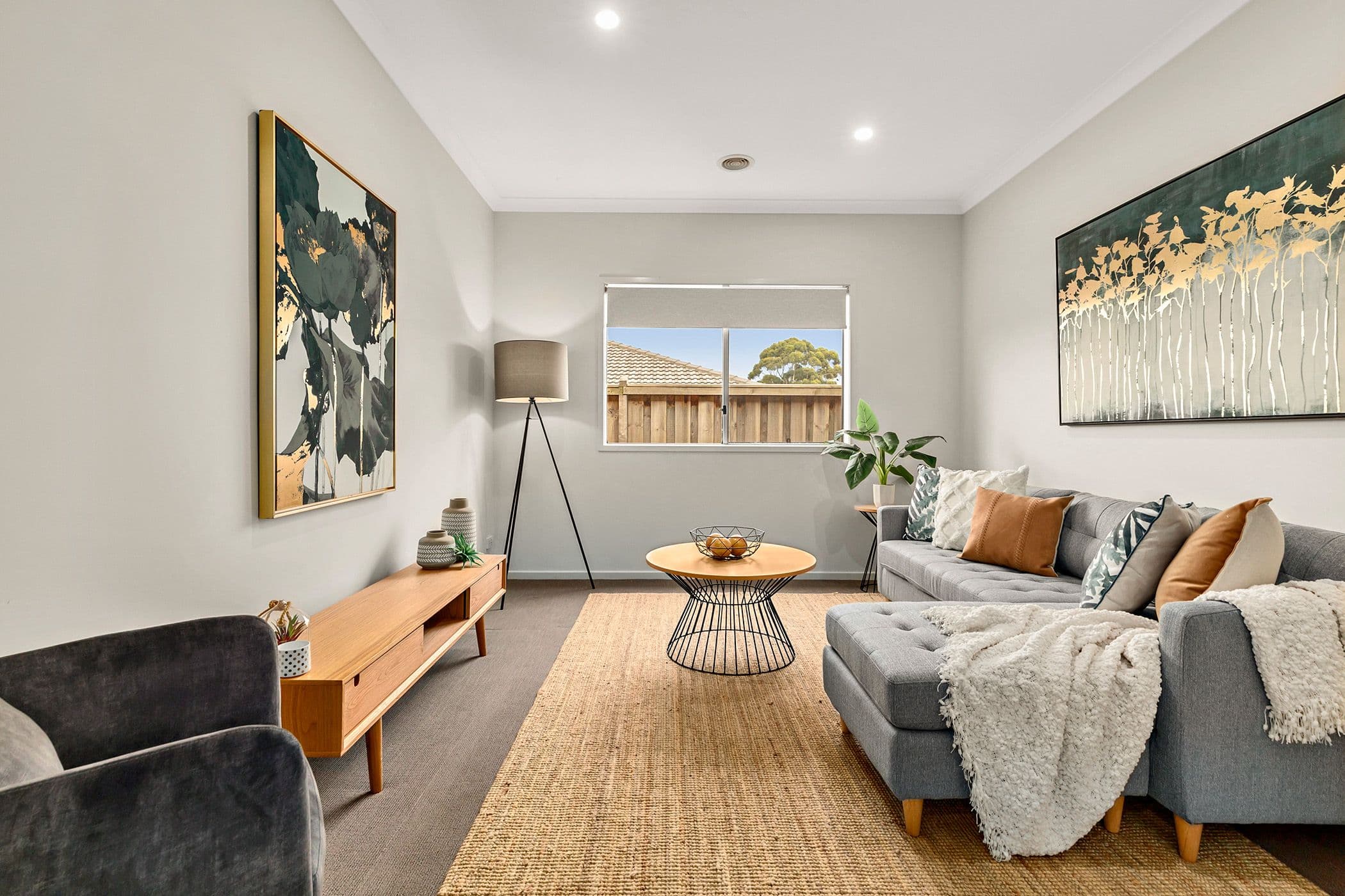 18 Cartwright Grove, Cranbourne East VIC 3977, Cranbourne East - Thumbnail 2