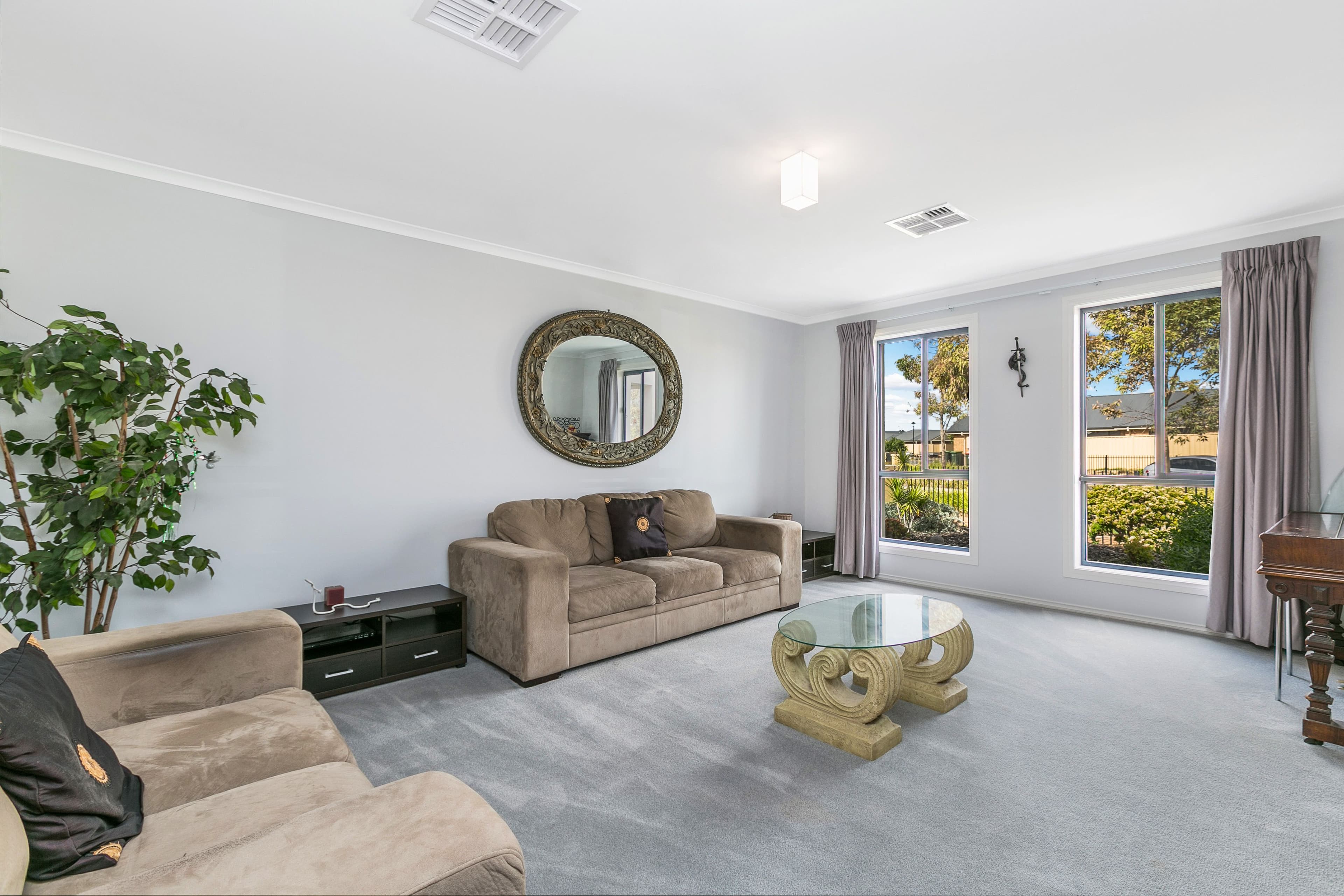 33 South Pacific Drive, Seaford Meadows SA 5169, Seaford Meadows - Thumbnail 2