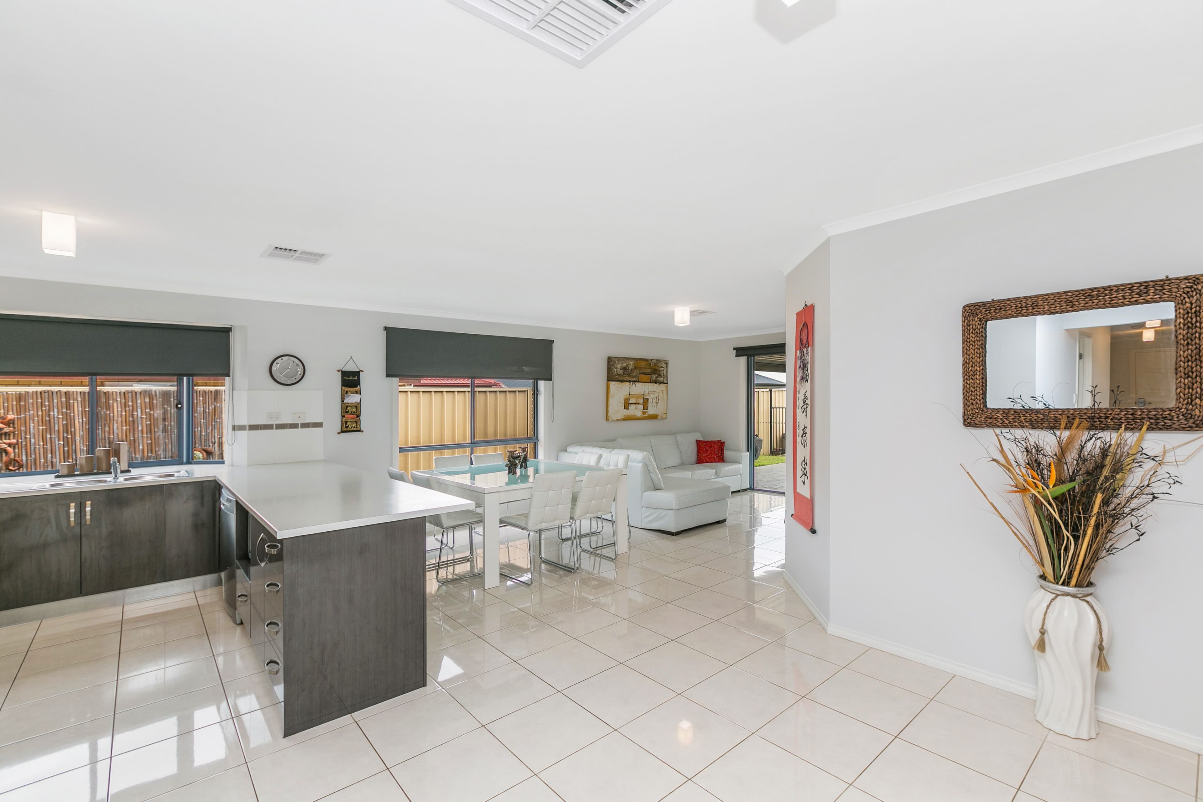 33 South Pacific Drive, Seaford Meadows SA 5169, Seaford Meadows - Thumbnail 5