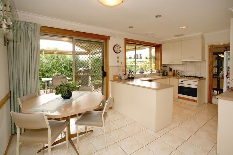 75 Columbia Drive, WHEELERS HILL VIC 3150, Wheelers Hill - Thumbnail 2