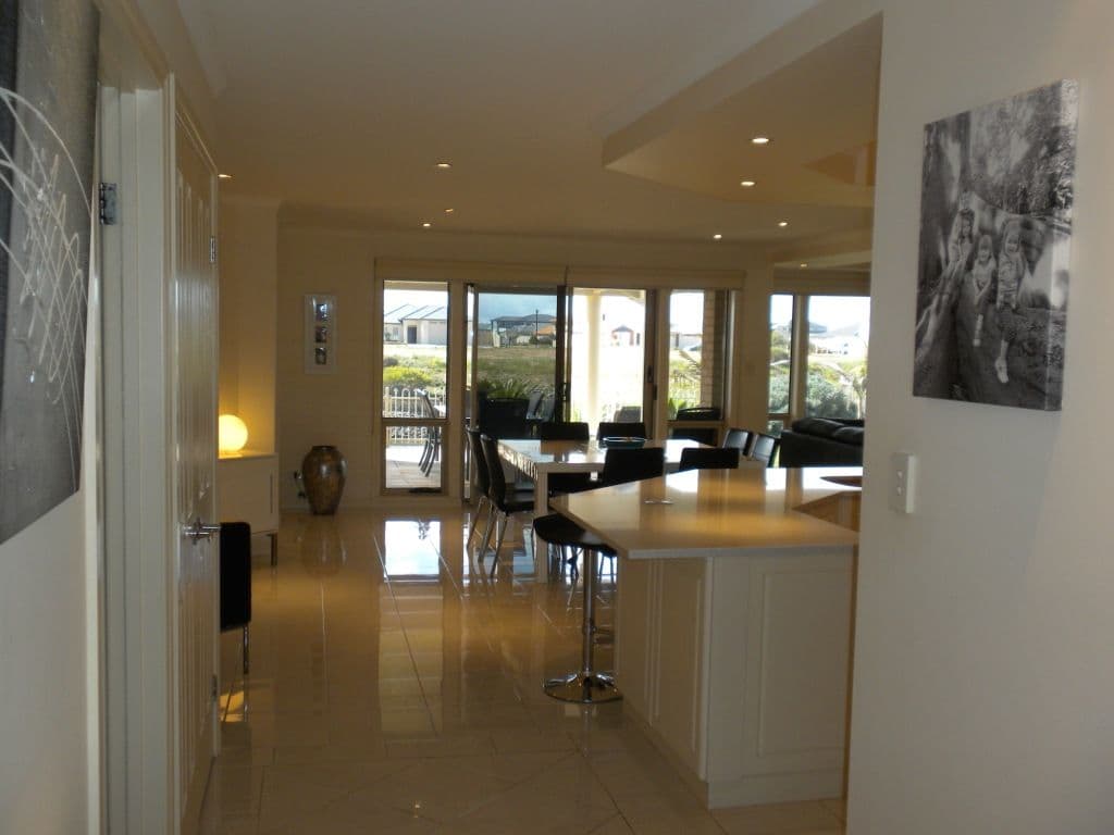 16 Genoa Place, WALLAROO SA 5556, Wallaroo - Thumbnail 3