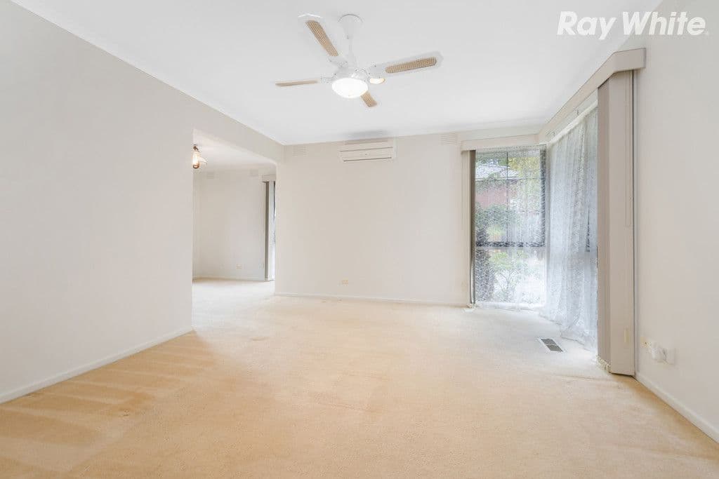 19 Edenhope Street, Kilsyth VIC 3137, Kilsyth - Thumbnail 3