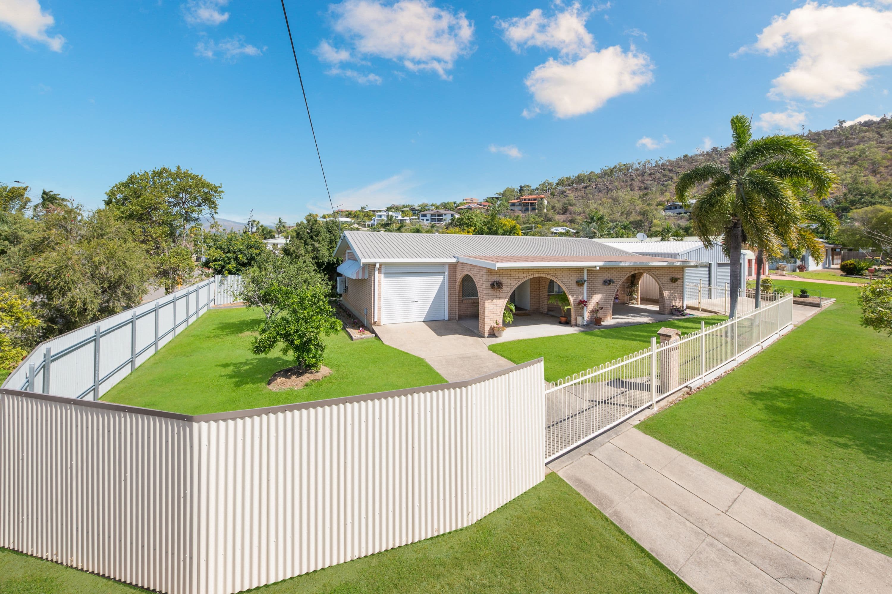 2 Oolilpa Street, Mount Louisa QLD 4814, Mount Louisa - Image 1