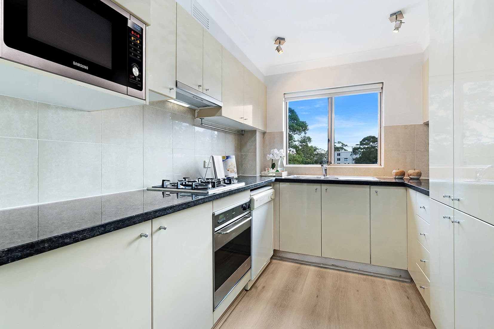 28 Whitton Road, Chatswood NSW 2067, Chatswood - Thumbnail 4