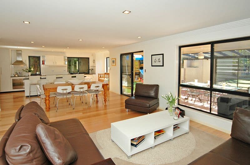 15 Jarrott Street, CHELMER QLD 4068, Chelmer - Thumbnail 3