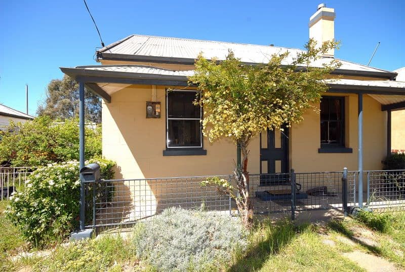 23 Wallace Street, BRAIDWOOD NSW 2622, Braidwood - Image 1