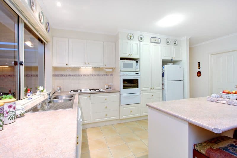 11 Kathleen Crescent, MORNINGTON VIC 3931, Mornington - Thumbnail 6