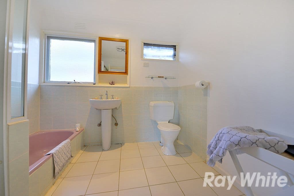 8 Colorado Court, Ferntree Gully VIC 3156, Ferntree Gully - Thumbnail 6