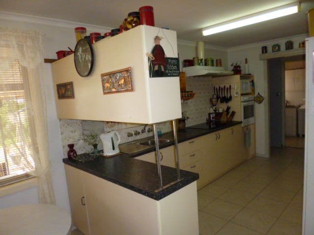 17 Sixth Street, LOXTON SA 5333, Loxton - Thumbnail 3