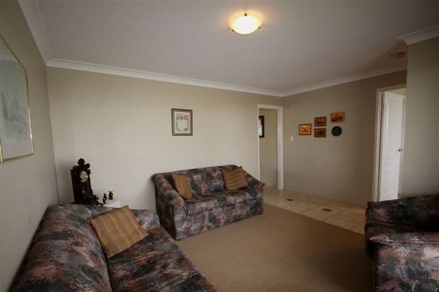 61 Belclaire Drive, WESTBROOK QLD 4350, Westbrook - Thumbnail 6