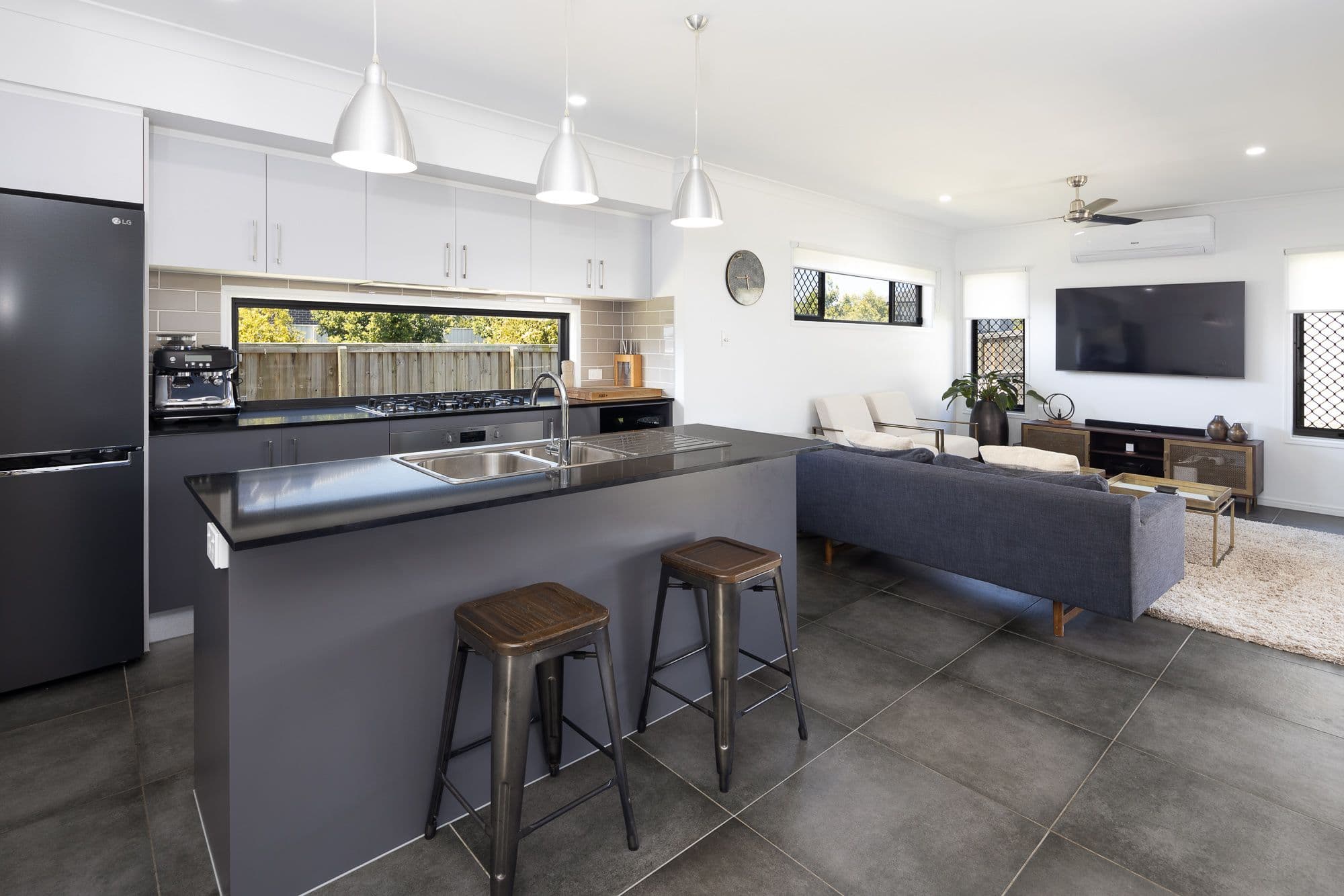 32 Apollo Street, Newport QLD 4020, Newport - Thumbnail 3