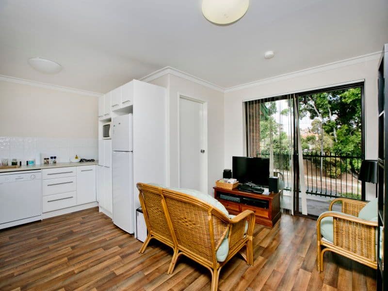 46 King George Street, VICTORIA PARK WA 6100, Victoria Park - Thumbnail 3