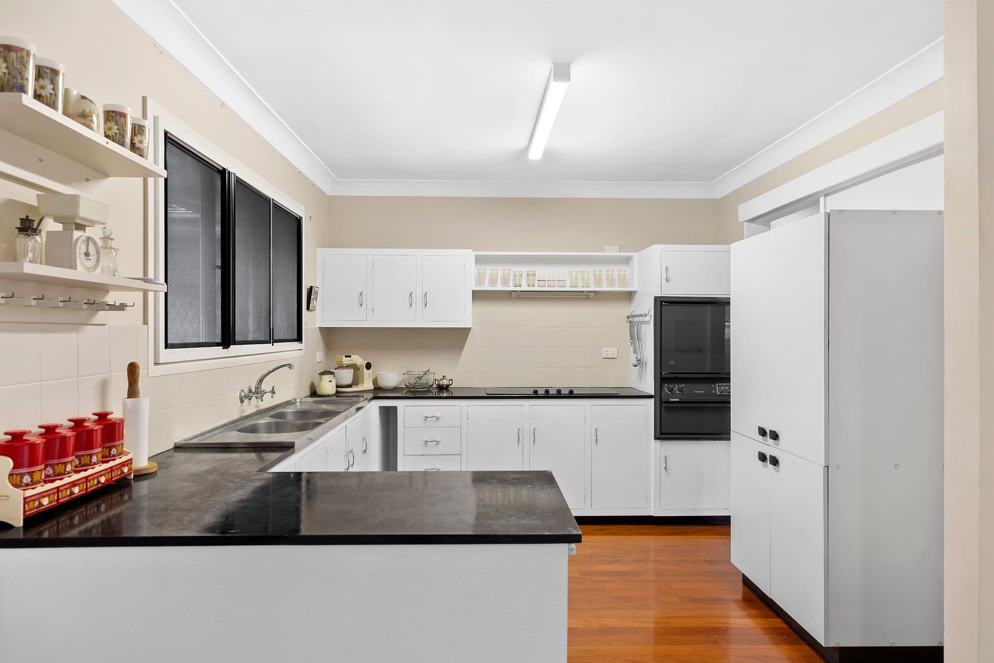 19 Caratel Street, Stafford Heights QLD 4053, Stafford Heights - Thumbnail 7