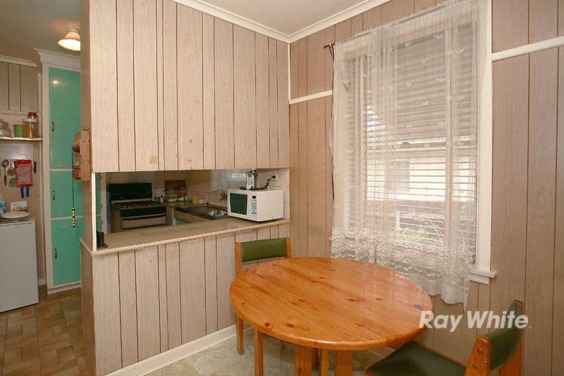 21 Chestnut Road, DOVETON VIC 3177, Doveton - Thumbnail 5