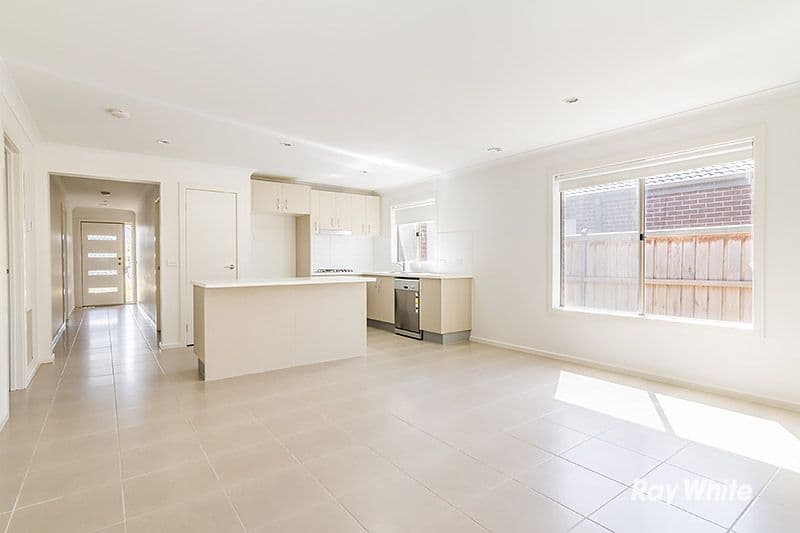 20 Glenelg Street, Clyde North VIC 3978, Clyde North - Thumbnail 4