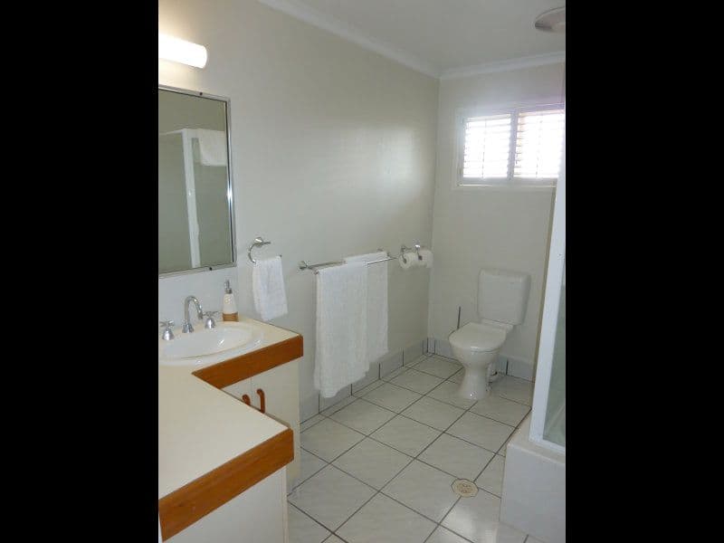 3 Challenger Street, BEACONSFIELD QLD 4740, Beaconsfield - Thumbnail 8