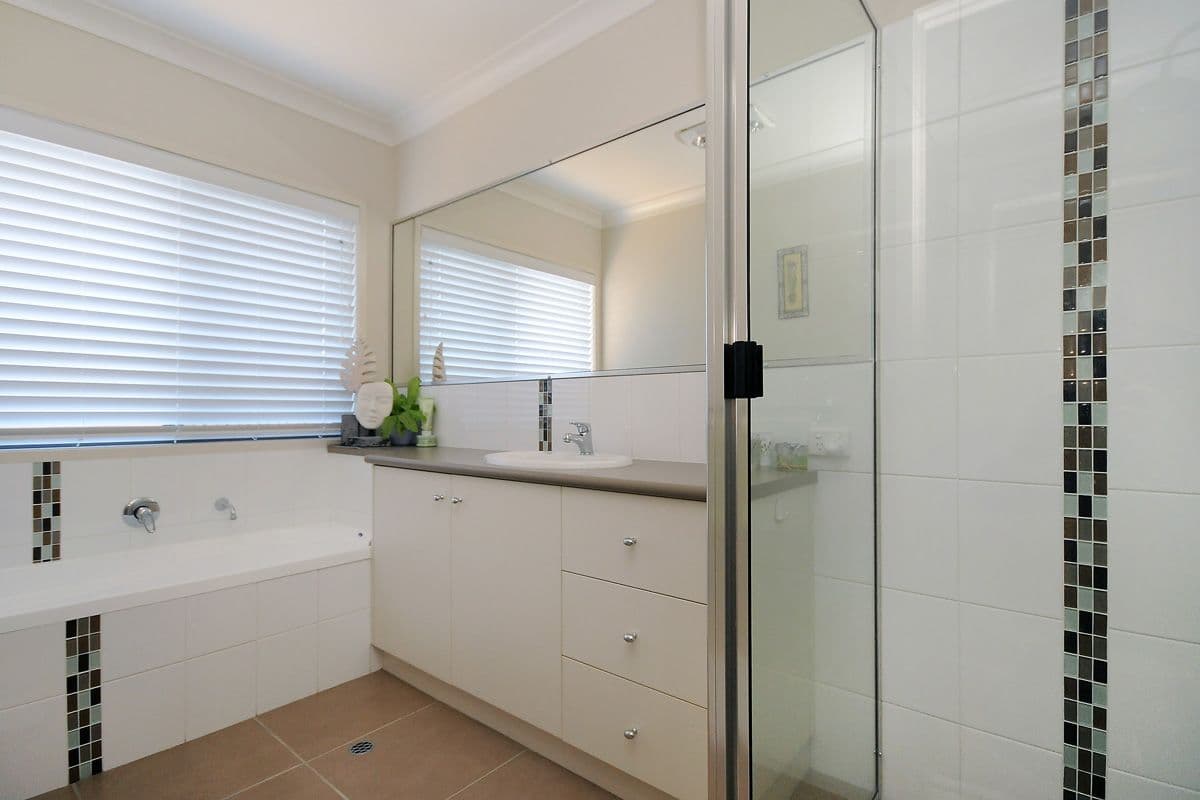 169 Alderley Street, CENTENARY HEIGHTS QLD 4350, Centenary Heights - Thumbnail 7