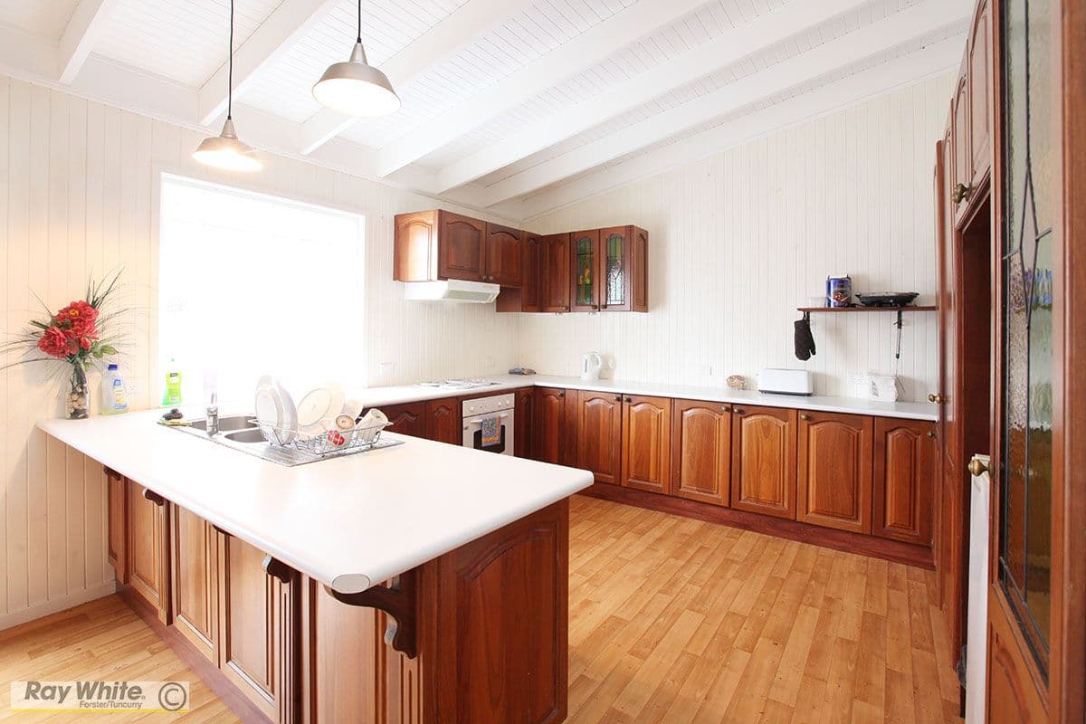 22 Emerald Place, Green Point - Thumbnail 3