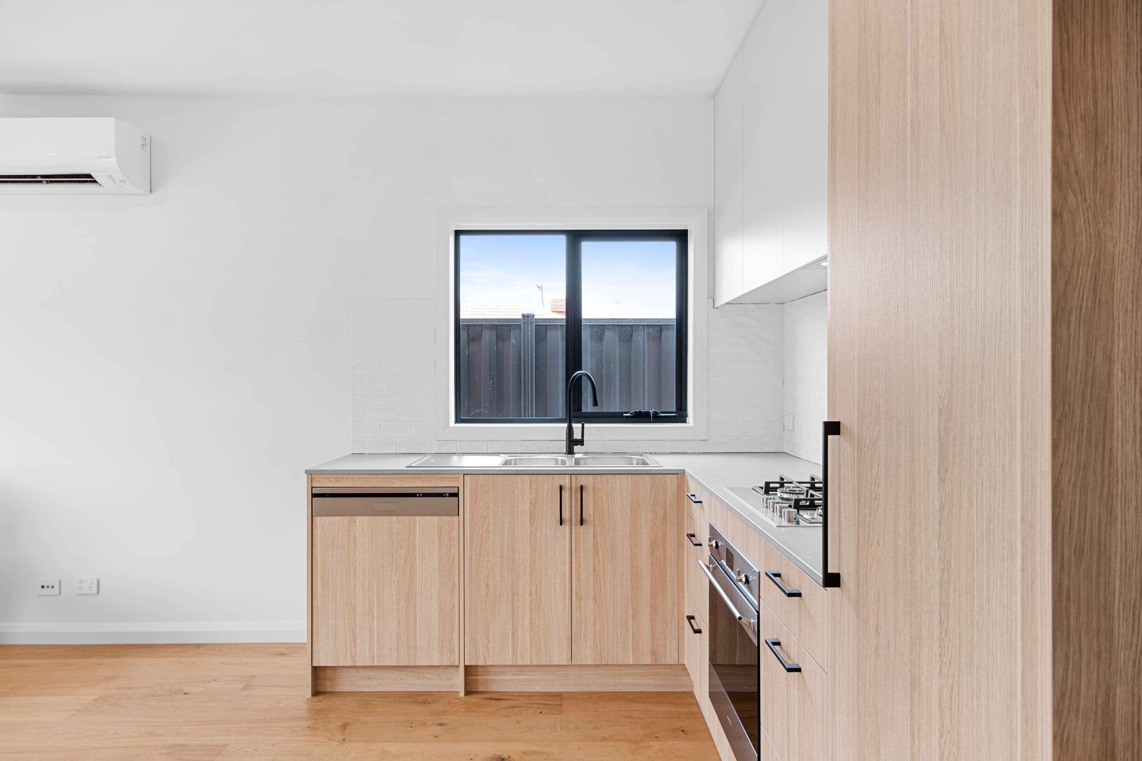 35 Cedar Street, Thomastown VIC 3074, Thomastown - Thumbnail 4