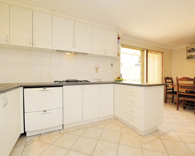 11 Romani Court, LOCKRIDGE WA 6054, Lockridge - Thumbnail 2