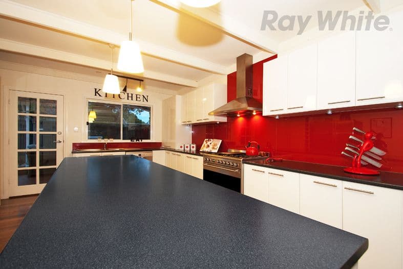 30 RYLAND Avenue, CROYDON VIC 3136, Croydon - Thumbnail 2