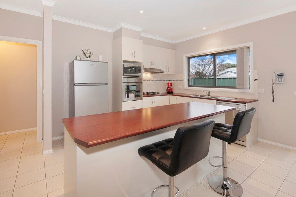 19 Westcliffe Crescent, Sebastopol VIC 3356, Sebastopol - Thumbnail 2