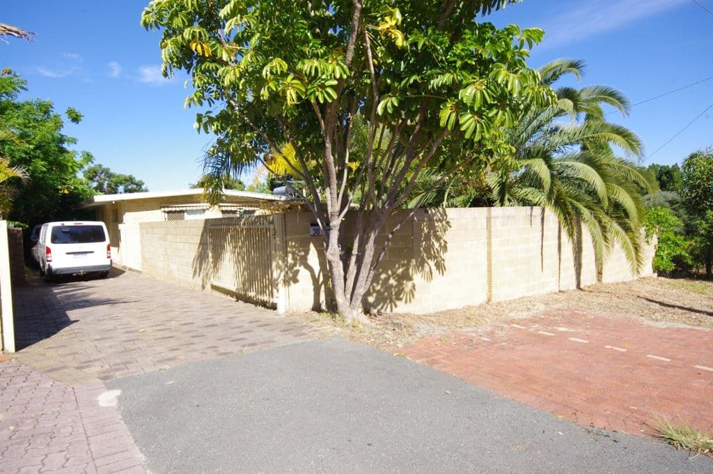 30 Rochford Way, Girrawheen WA 6064, Girrawheen - Thumbnail 2