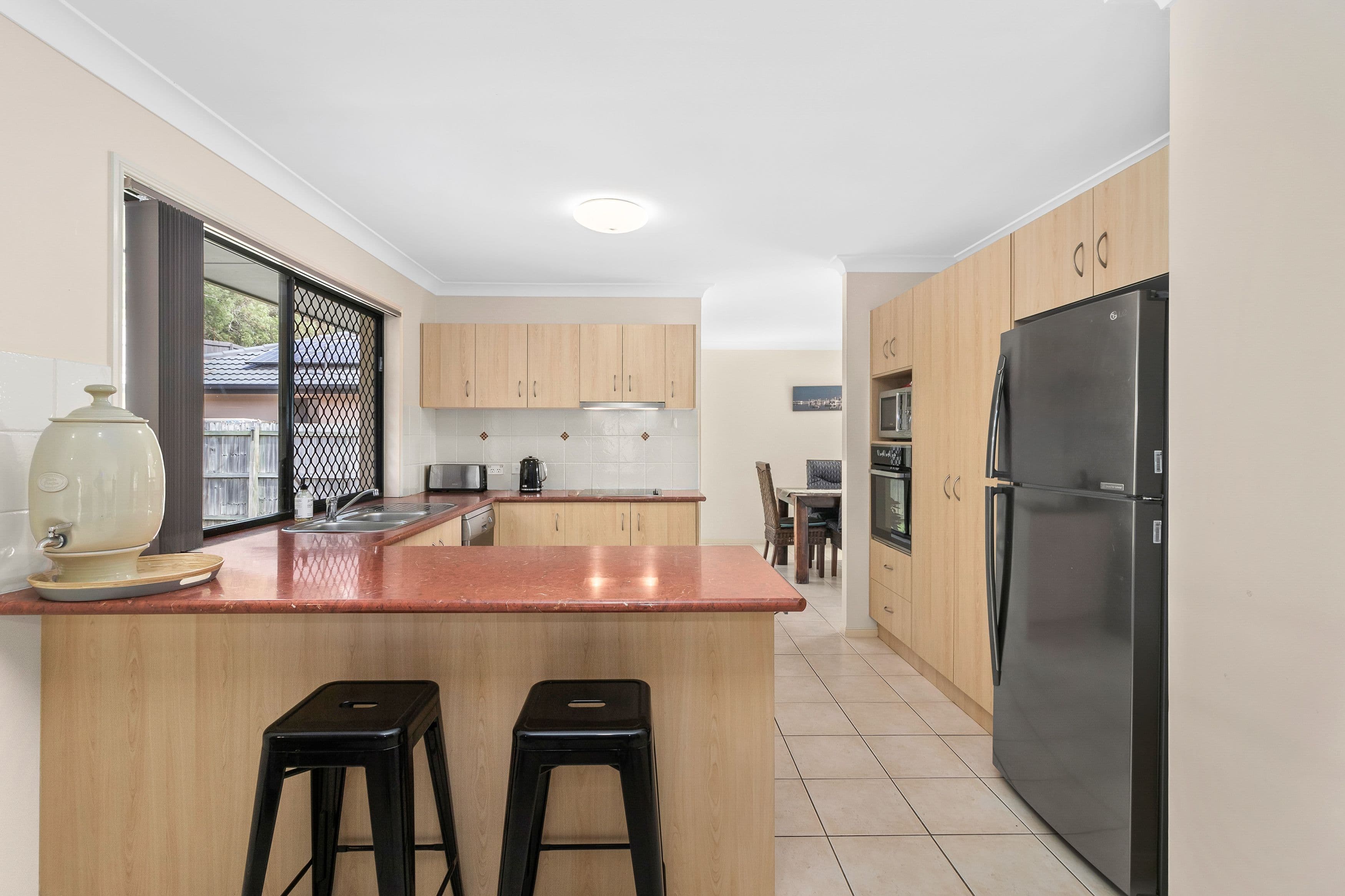 15 Paddy Place, Oxenford QLD 4210, Oxenford - Thumbnail 7
