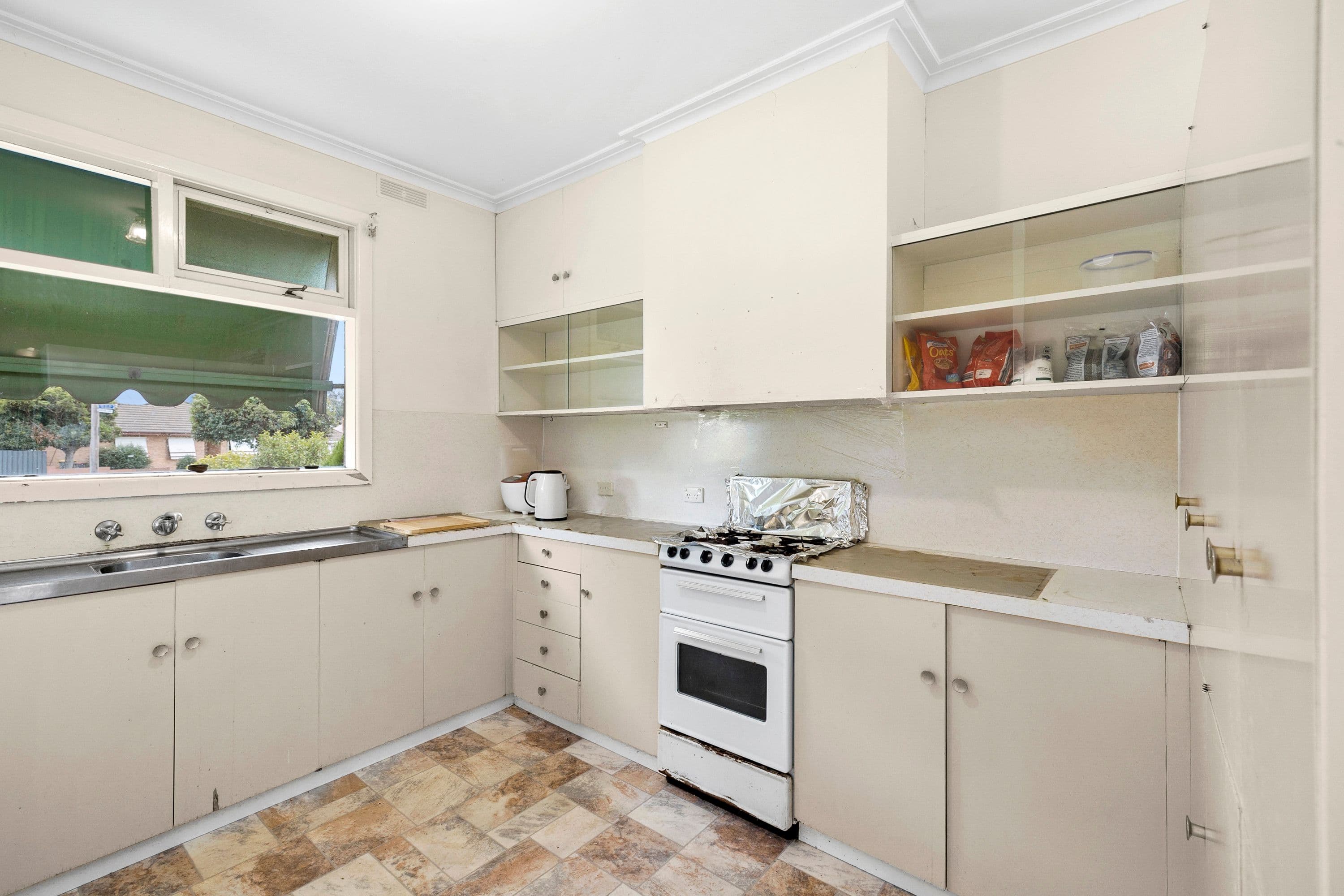 24 George Road, Ararat VIC 3377, Ararat - Thumbnail 3