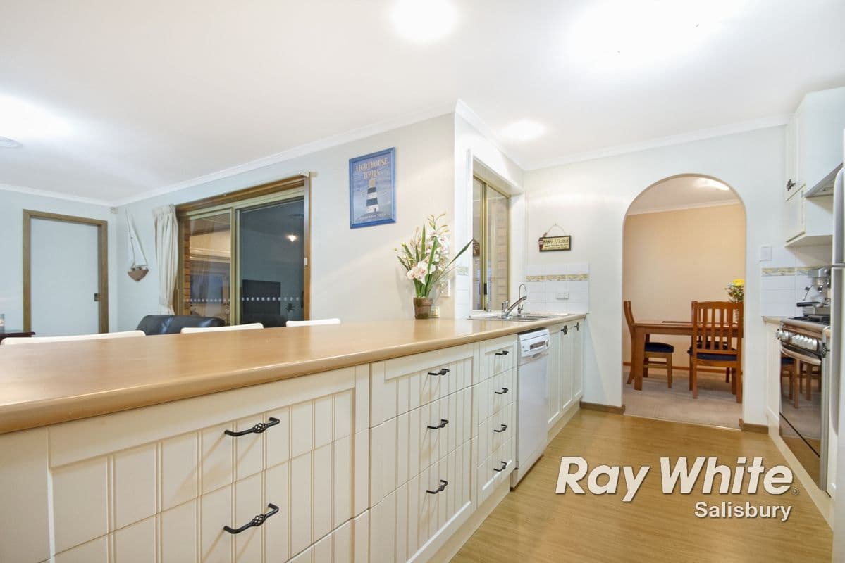 6 Barker Road, GULFVIEW HEIGHTS SA 5096, Gulfview Heights - Thumbnail 4