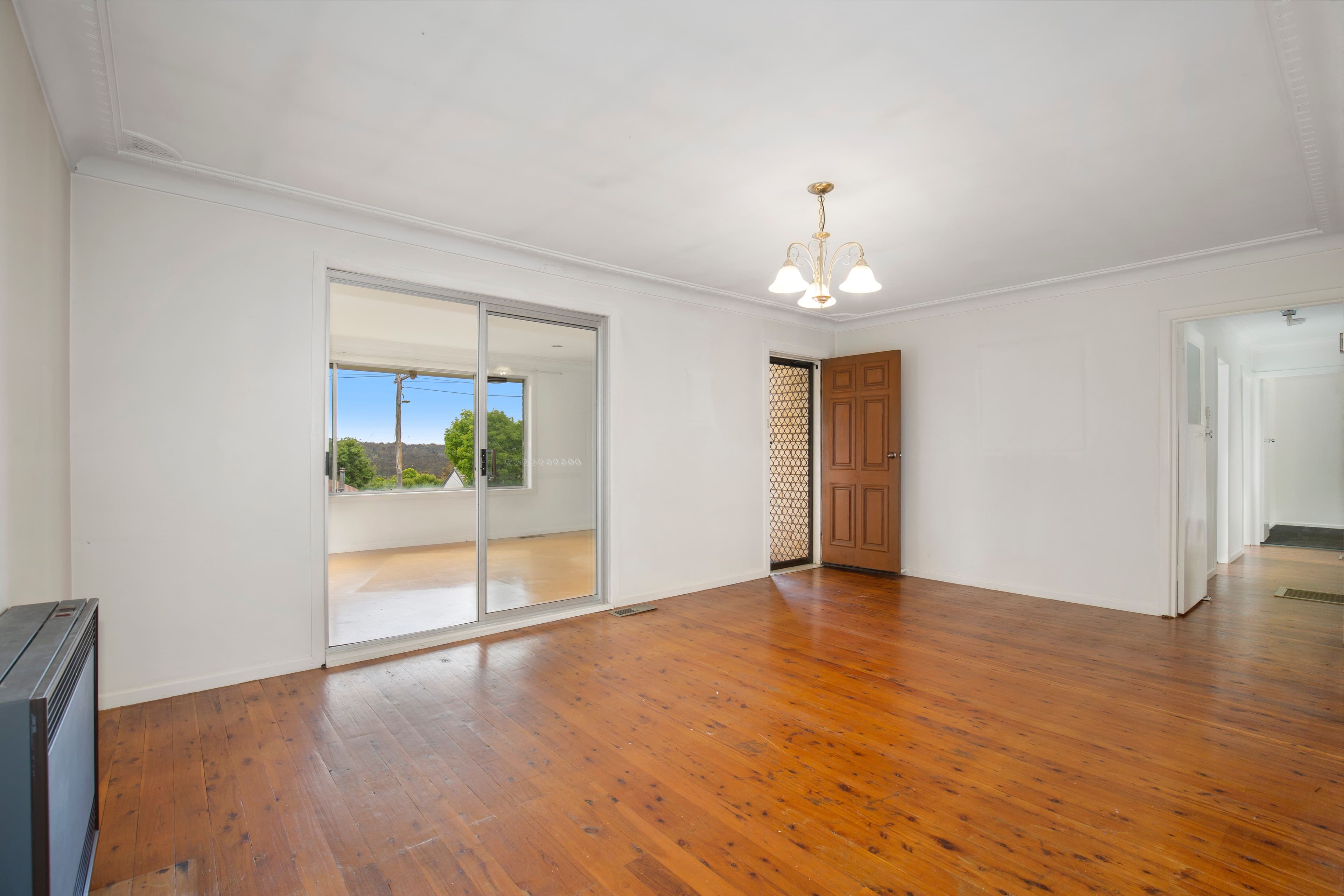 8 Curtis Street, Armidale NSW 2350, Armidale - Thumbnail 3