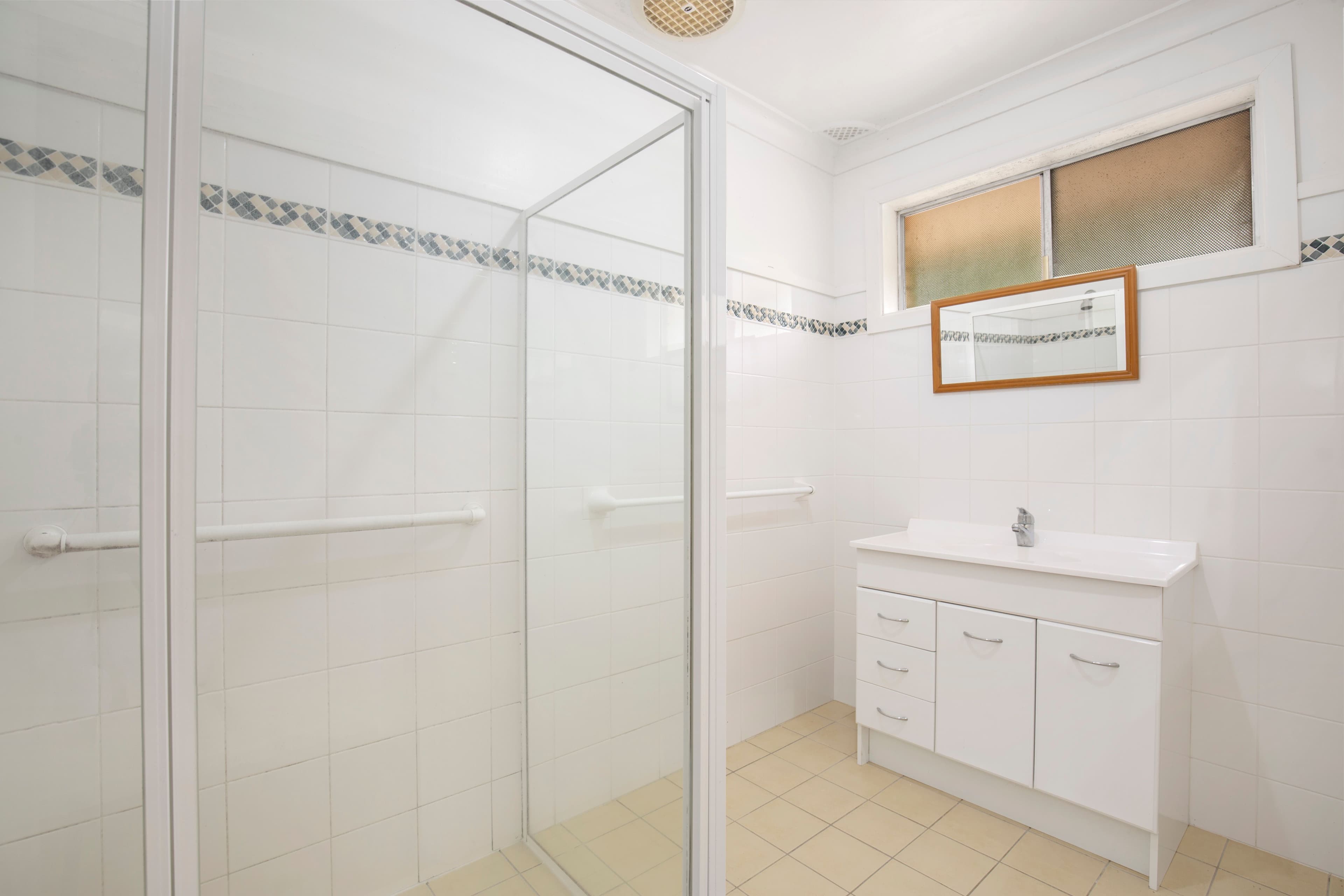 8 Curtis Street, Armidale NSW 2350, Armidale - Thumbnail 5