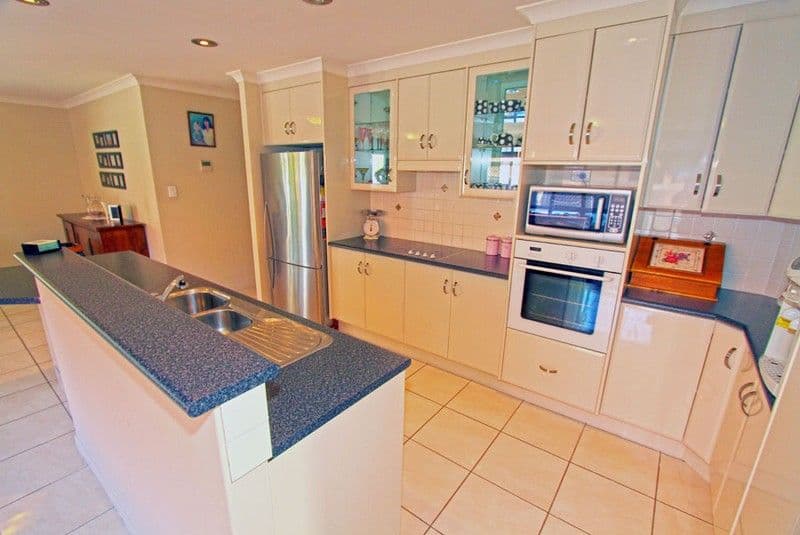13 Shadow Brook Place, YEPPOON QLD 4703, Yeppoon - Thumbnail 3