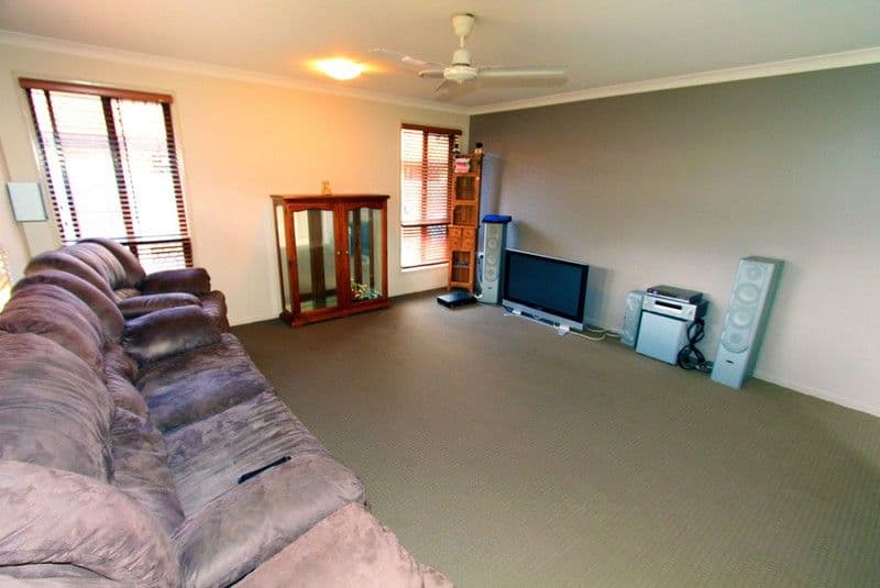 13 Shadow Brook Place, YEPPOON QLD 4703, Yeppoon - Thumbnail 5