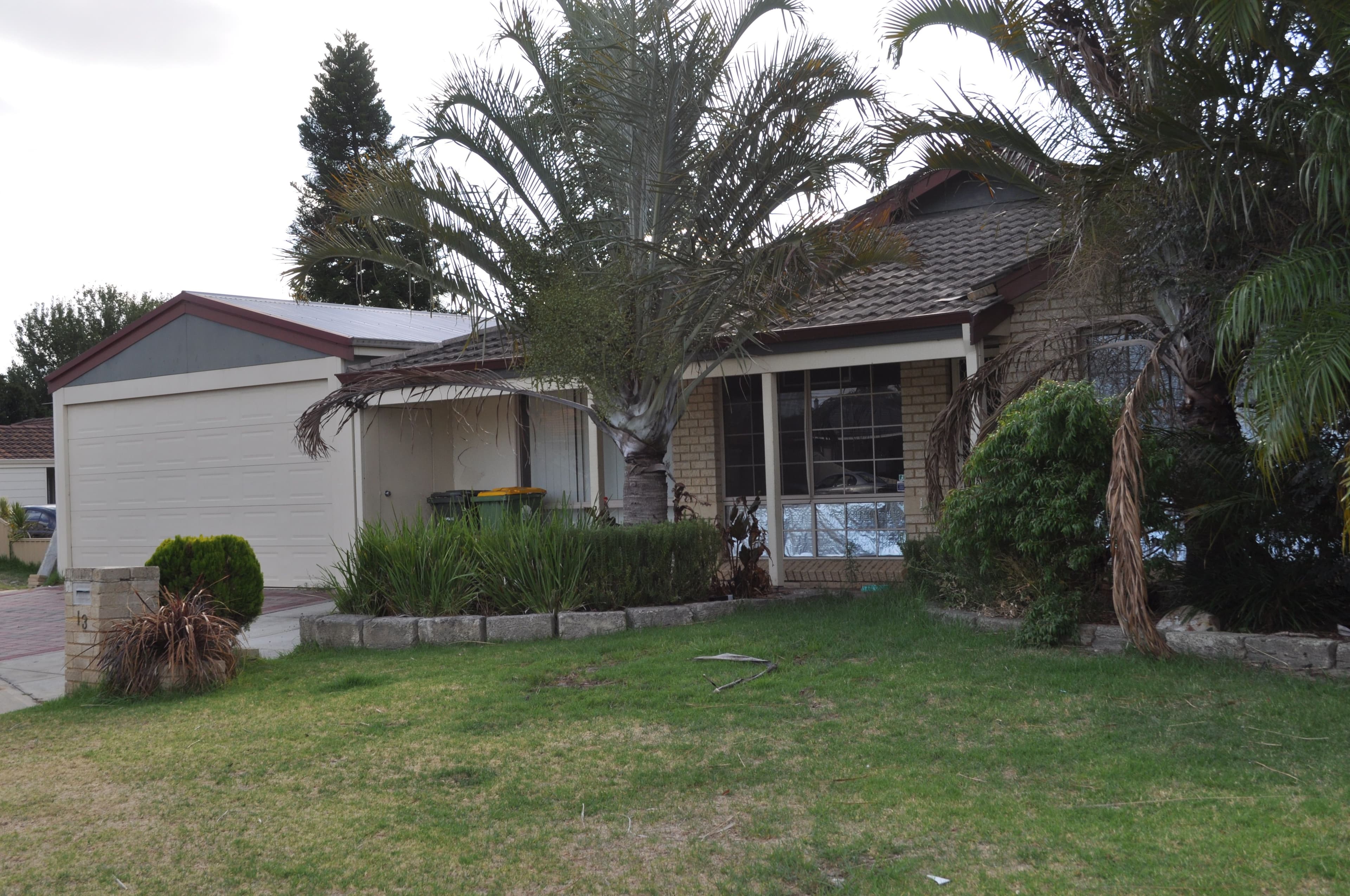 13 Emperor Close, Seville Grove WA 6112, Seville Grove - Thumbnail 2