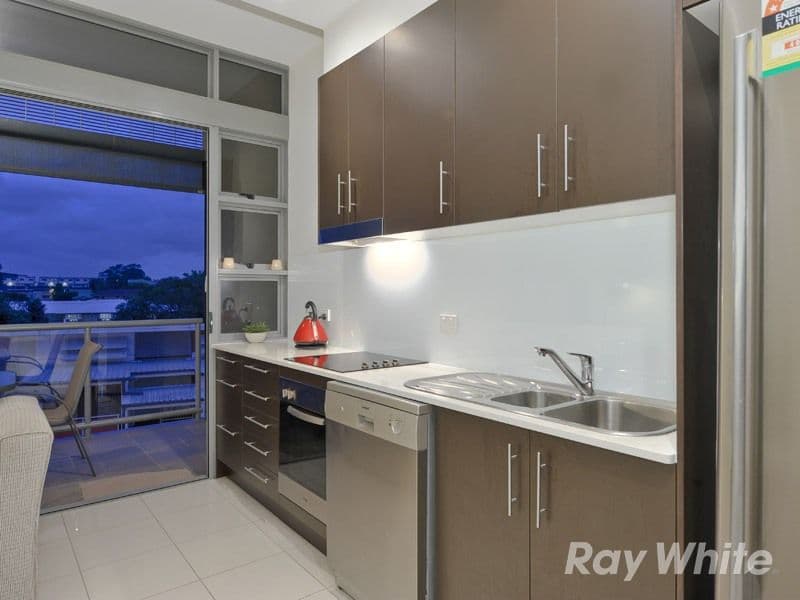 1147 Sandgate Road, NUNDAH QLD 4012, Nundah - Thumbnail 4