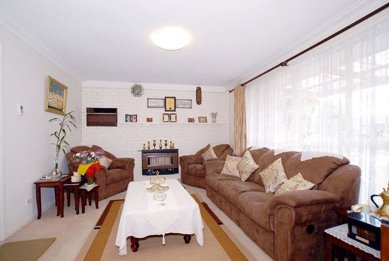 12 McKirdy Street, SPRINGVALE VIC 3171, Springvale - Thumbnail 2
