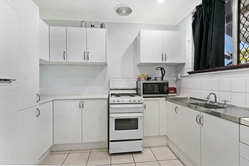 26 Lyon Street, Moorooka QLD 4105, Moorooka - Thumbnail 2