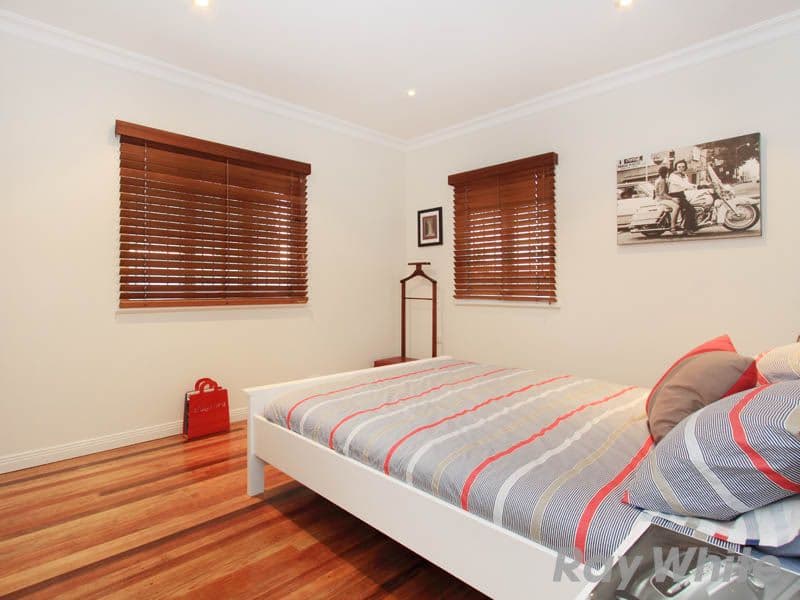 16 Chigwell Street, WAVELL HEIGHTS QLD 4012, Wavell Heights - Thumbnail 7