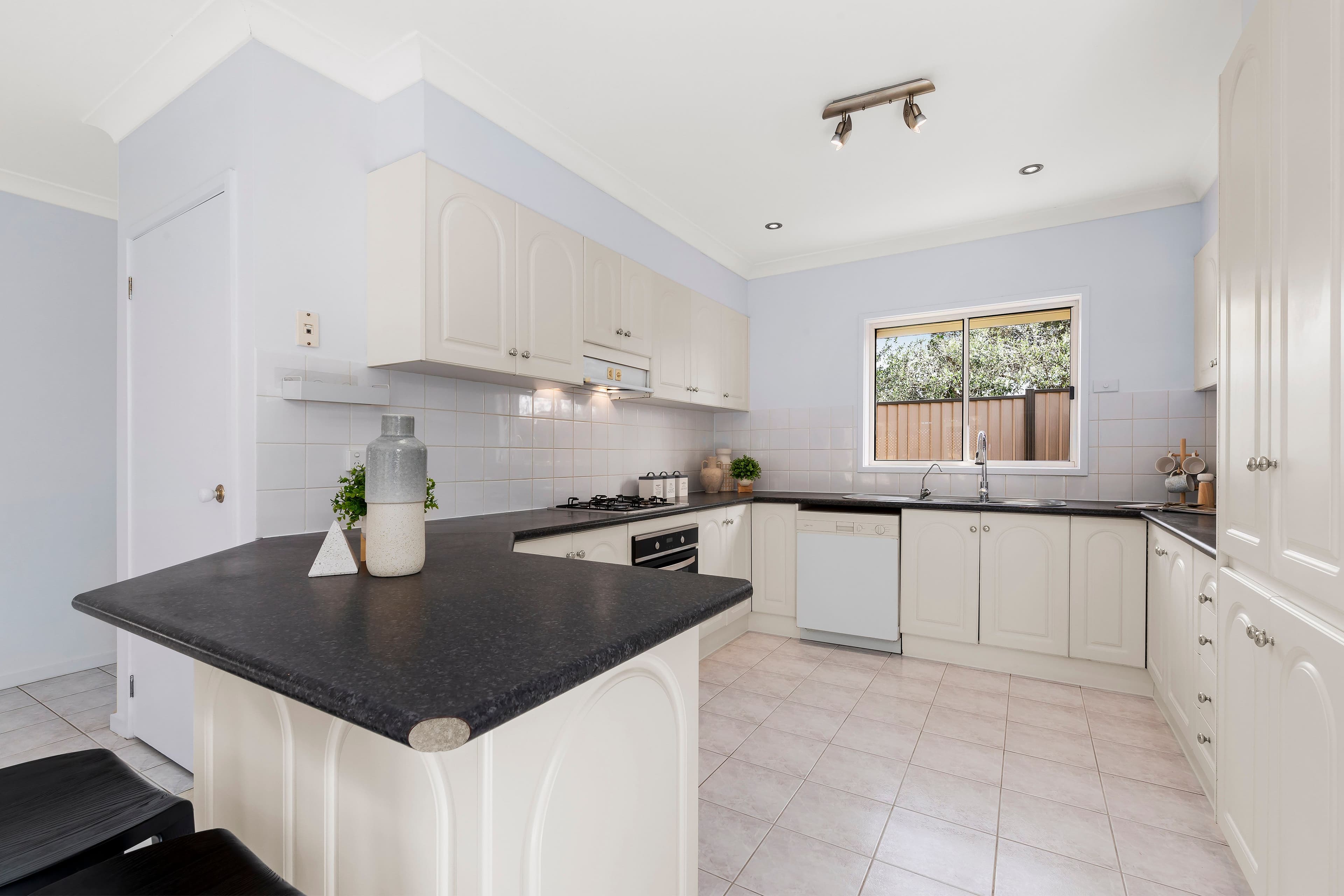 79 Grenda Drive, Mill Park VIC 3082, Mill Park - Thumbnail 3