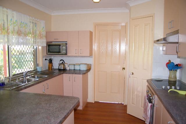 4 Hillgrove Court, MORAYFIELD QLD 4506, Morayfield - Thumbnail 4