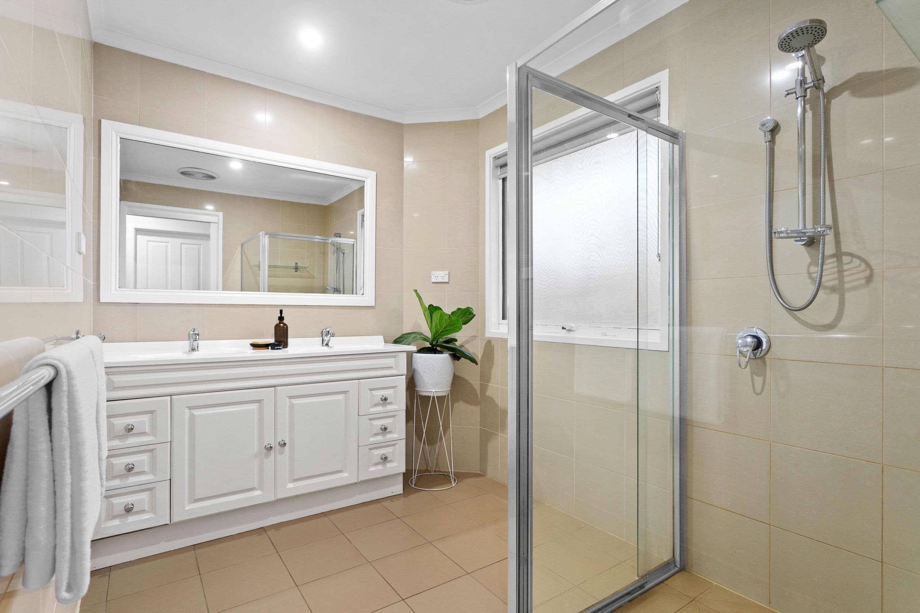 20 Epsom Avenue, Epping VIC 3076, Epping - Thumbnail 6