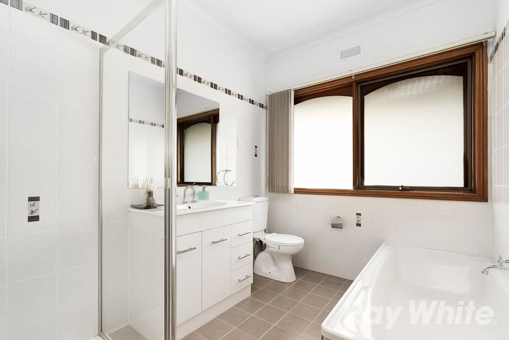 70 Bertrand Avenue, Mulgrave VIC 3170, Mulgrave - Thumbnail 6
