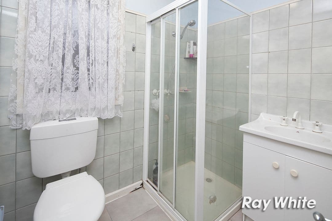 6 Ferndale Drive, Frankston VIC 3199, Frankston - Thumbnail 3